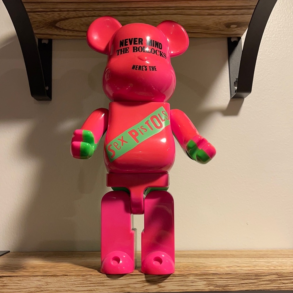 Bearbrick 400% Sex Pistols Never Mind The Bullocks